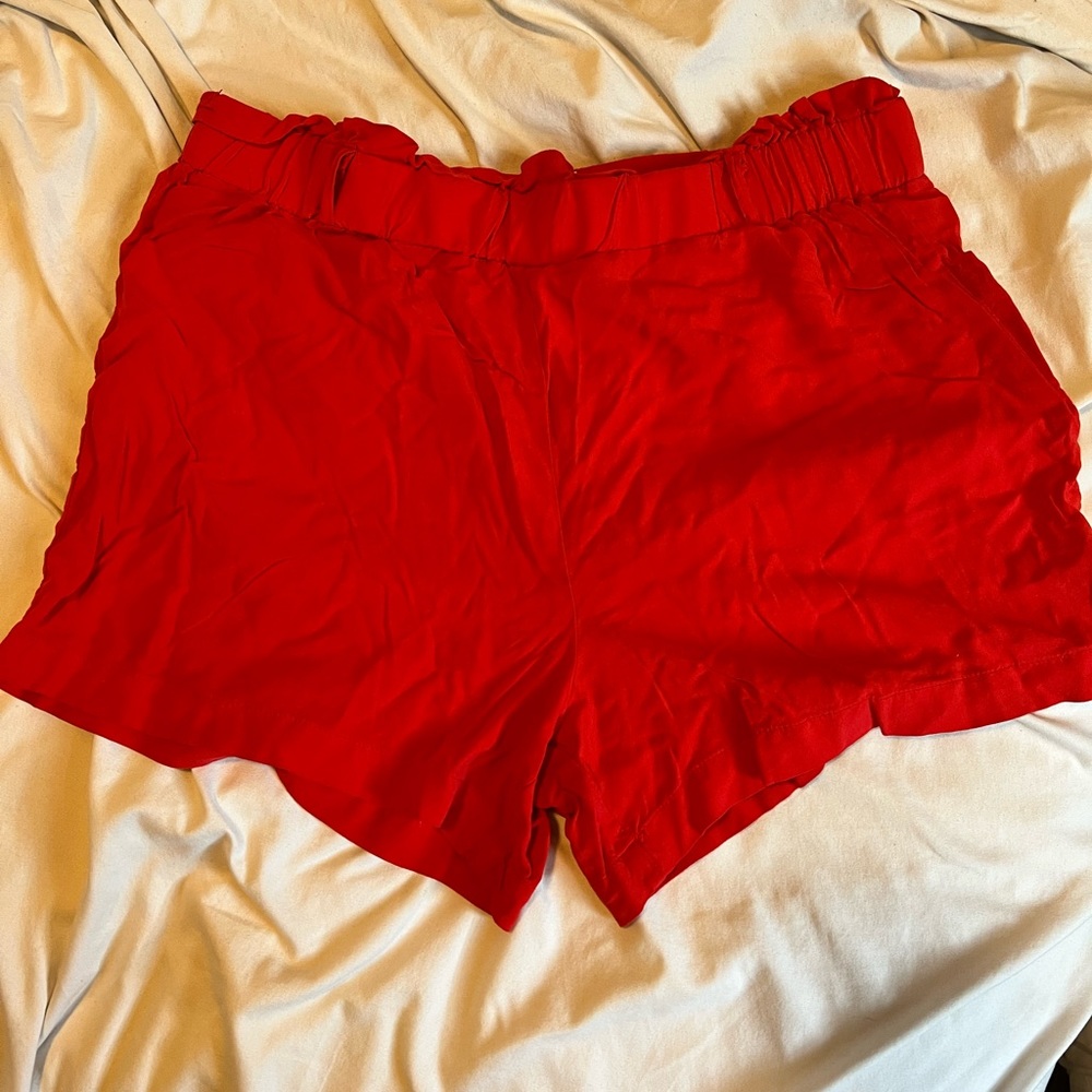 Red Flowy Shorts - Dizzy Lizzy